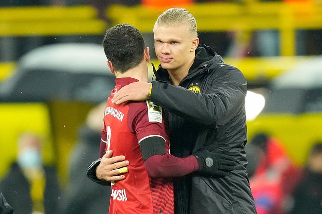 水平如何？菲利克斯训练中与门将本托互换角色，完成几次扑救（菲利克斯训练场客串门将，与本托互换位置多次完成扑救）