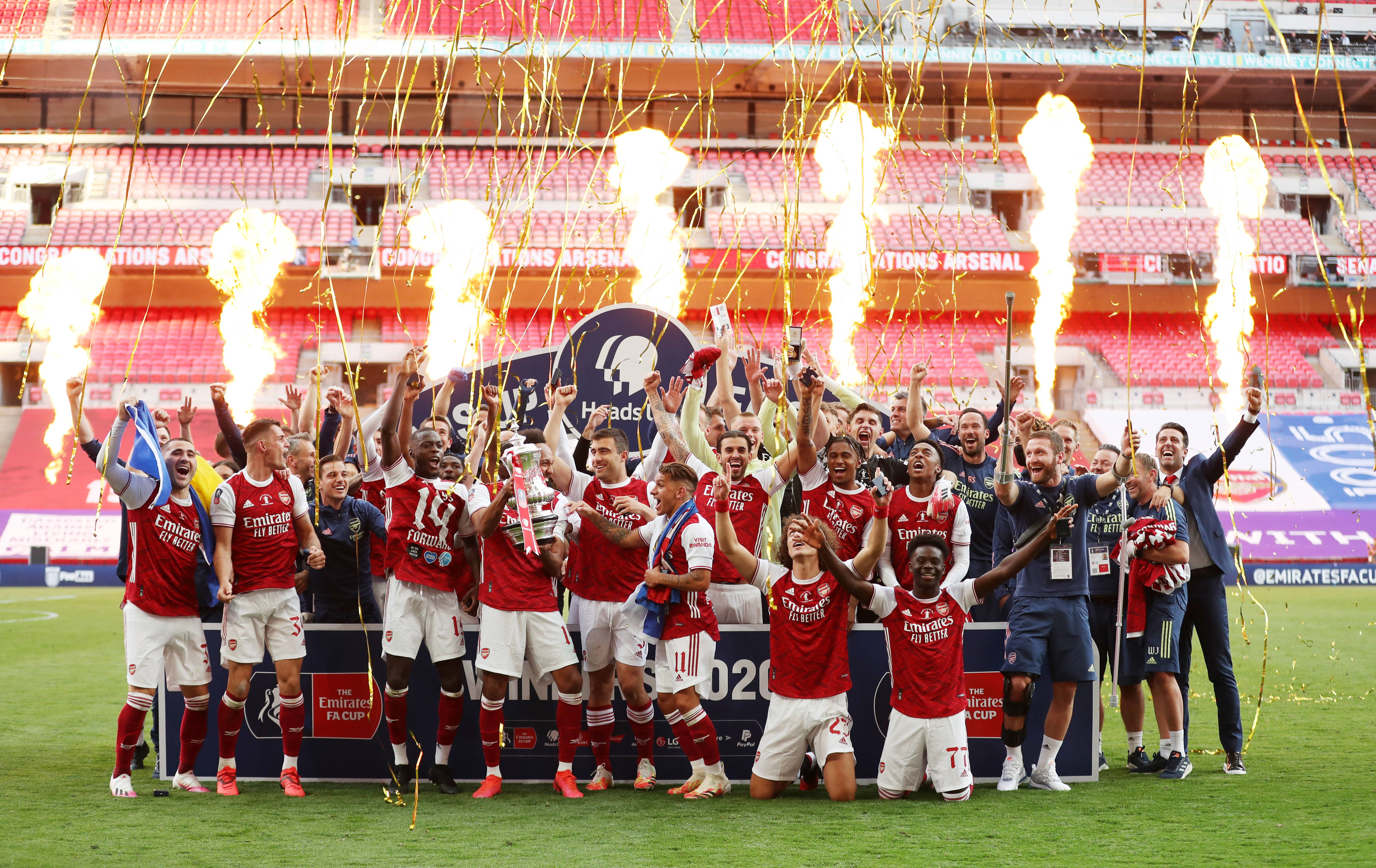 萨索洛vs比萨：马蒂奇、贝拉尔迪首发，恩佐拉、埃贝彻尔出战（萨索洛战比萨：马蒂奇、贝拉尔迪先发，恩佐拉与埃贝彻尔出场）