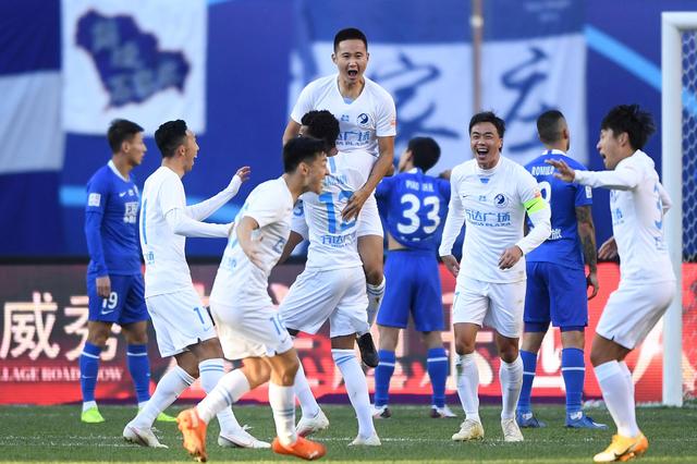 战胜阿森纳后，热刺社媒发文：又一座奖杯到手（力克阿森纳后，热刺社媒：奖杯再入账）