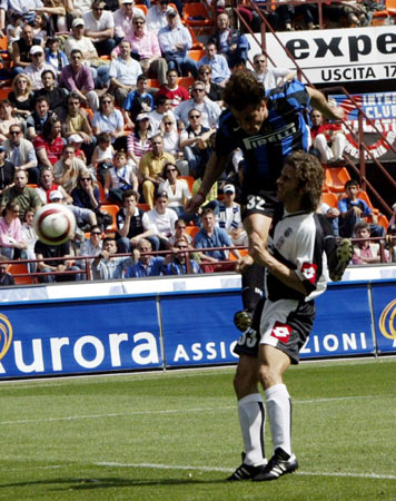 日本队锋线火力惊人