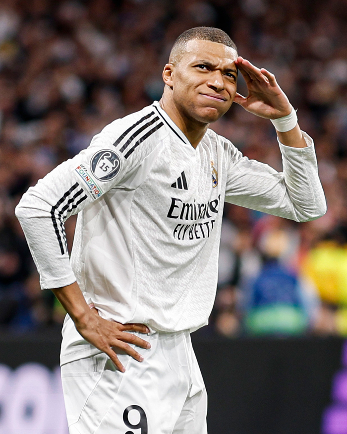 法甲半场：隆吉耶破僵，客队三中门框，梅斯暂0-1雷恩