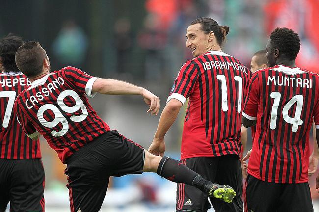 廉颇老矣？四旬老汉詹姆斯半场9投2中，仅得4分2板2助攻（岁月不饶人？四旬詹姆斯半场命中率低迷，9投2中仅取4分2板2助）