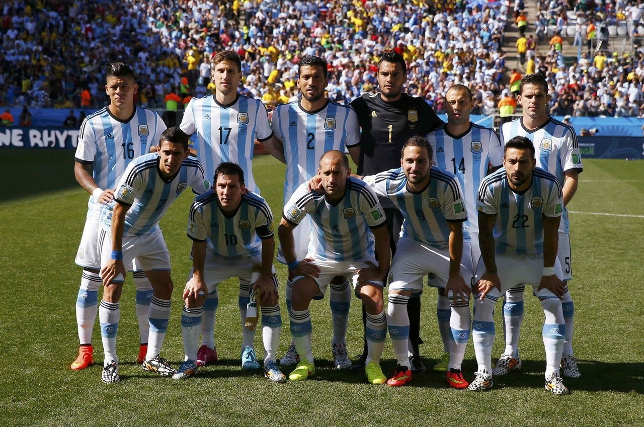 欧协联积分榜：斯特拉斯堡领跑，水晶宫距前8仅1分（欧协联积分形势：斯特拉斯堡领衔，水晶宫距前八仅差1分）