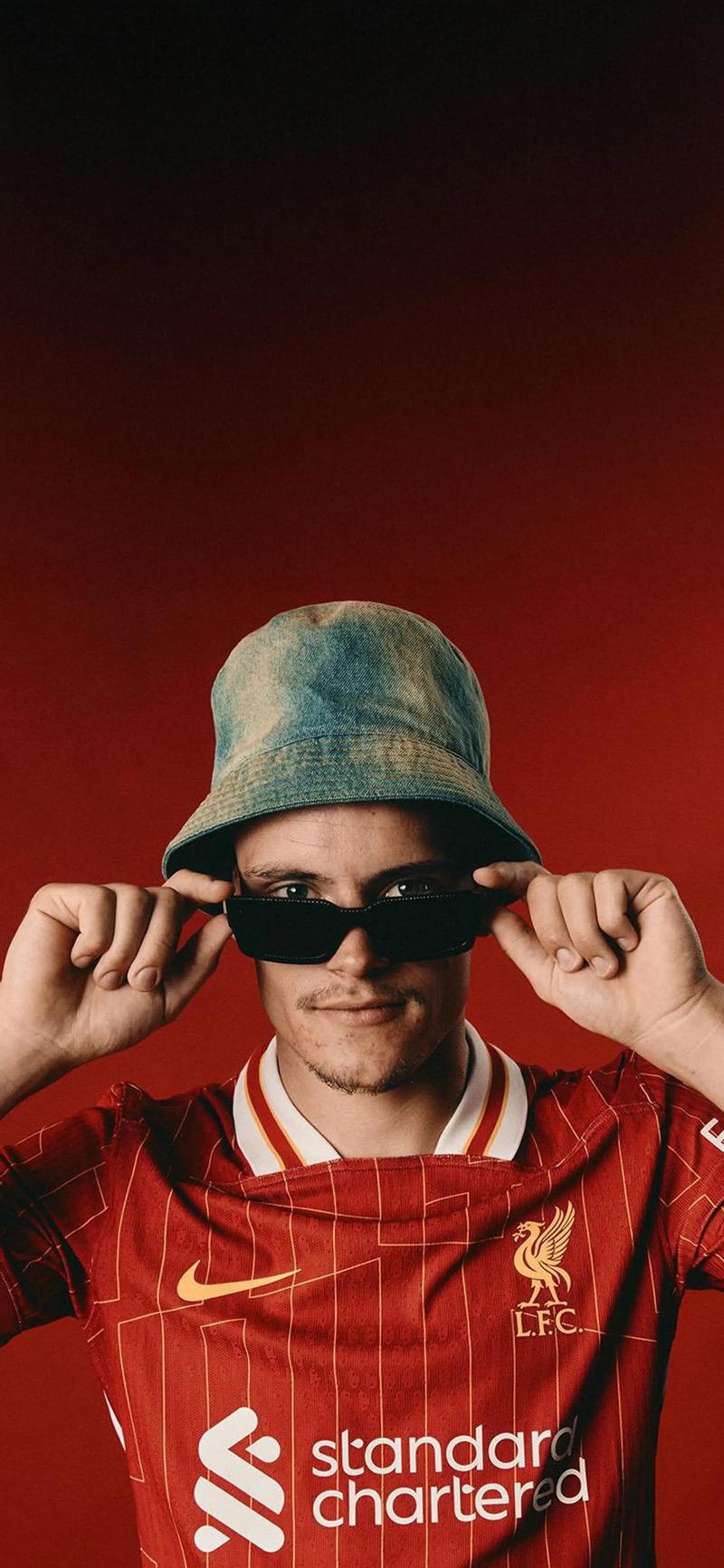 跟队记者：迈尼昂看起来不会续约，但阿莱格里仍在试图说服他